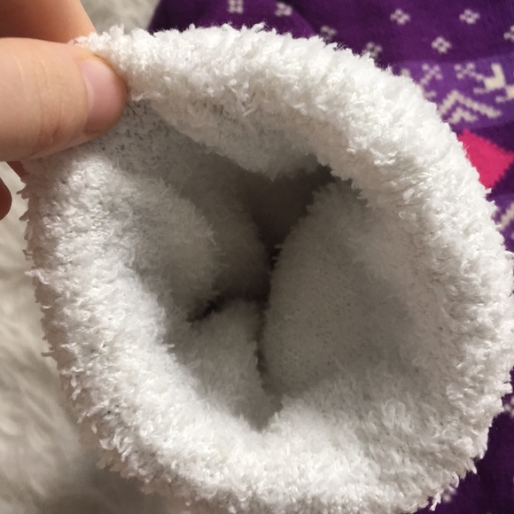 NEVER WORN Slipper Fluffy Socks - Picture 5 of 5